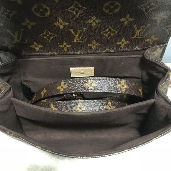 Louis Vuitton Pochette Metis - Picture 2 of 5